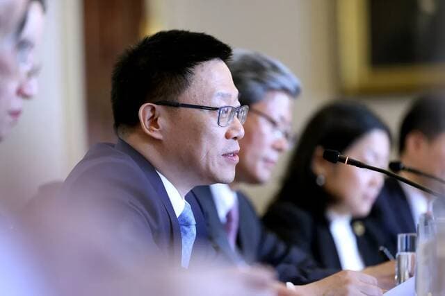 China to announce new economic aid