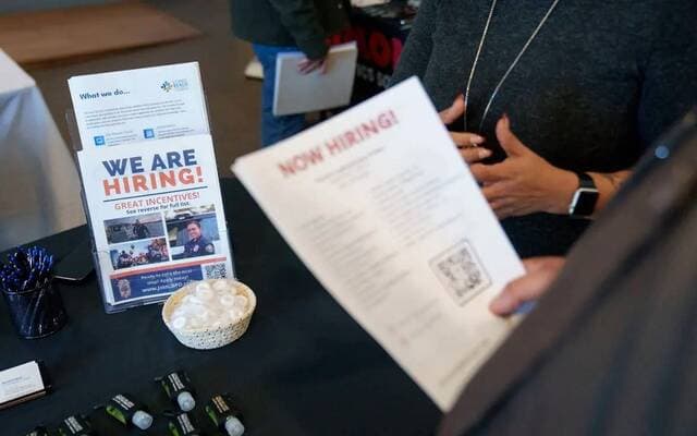 U.S. job market rebound expected
