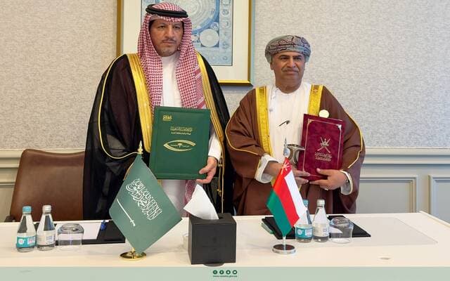 السعودية وعُمان تتفقان على مكافحة الفساد