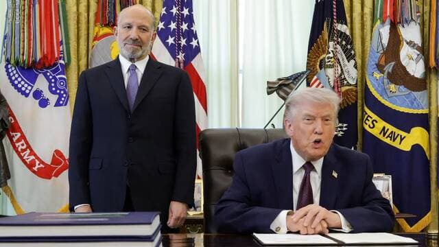 US reviews new semiconductor tariffs