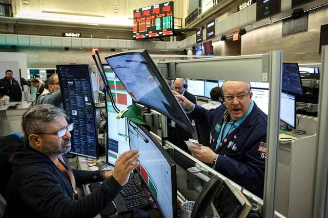 US stocks fall on Iran war fears