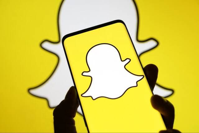 Snapchat Shares Rise on Strong Results