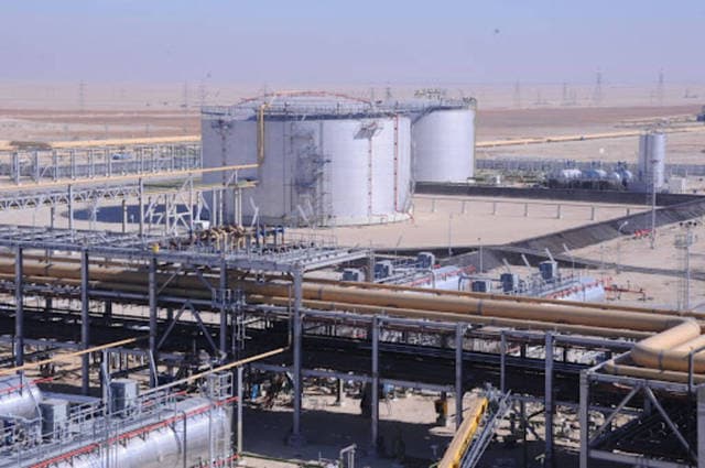 الخريف يوقع عقد شبكات مياه بالرياض