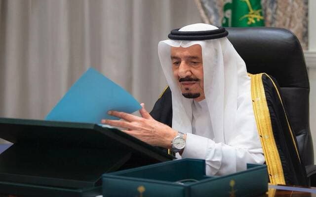 خادم الحرمين يدعو زعماء الخليج والأوروبيين للقمة