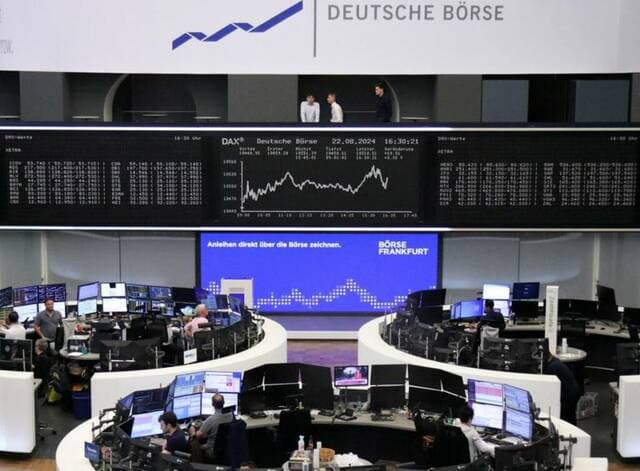 European stocks stay near month lows