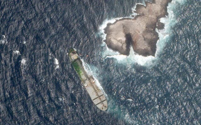 Omani Efforts to Manage Ship Caroline Bizengi