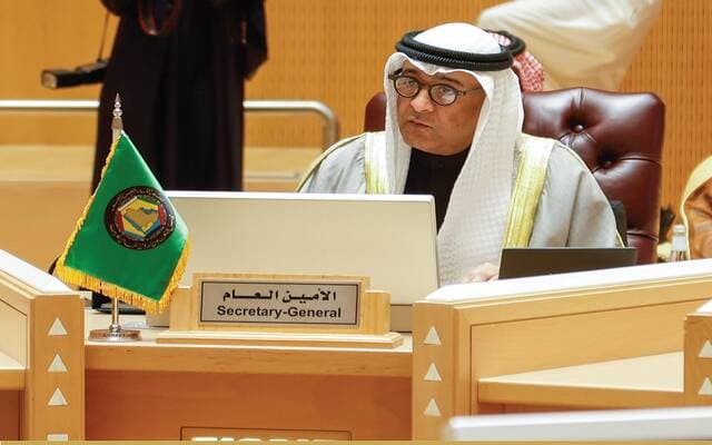 البديوي يفضح محاولات الحوثي استهداف السعودية