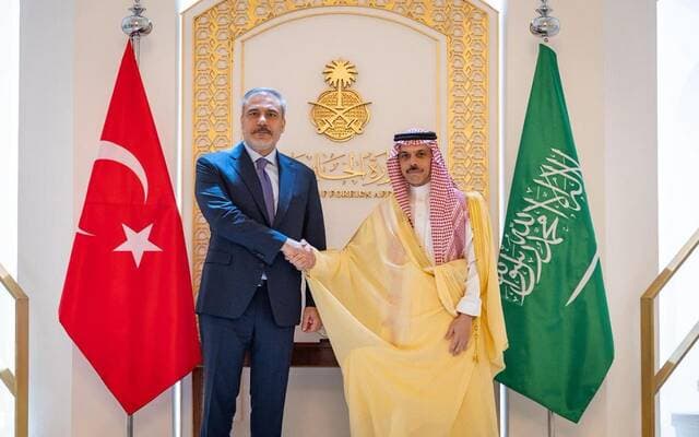 Saudi, Turkey Foreign Ministers Discuss De-escalation