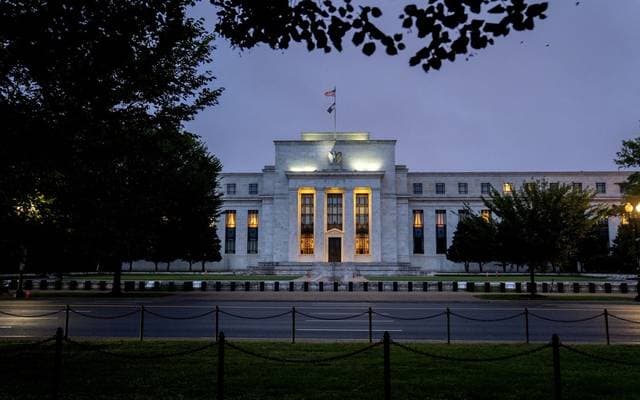 Fed faces split on interest rate hikes