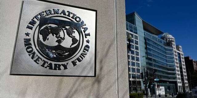 IMF Warns Global Debt to Surpass 100% of GDP by 2029