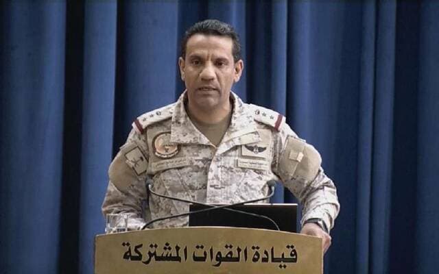 تصدي لثلاثة صواريخ حوثية باتجاه خميس مشيط