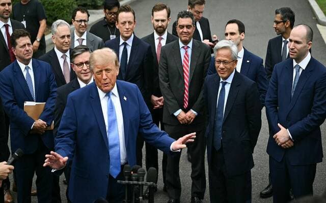 Trump proposes voluntary AI standards