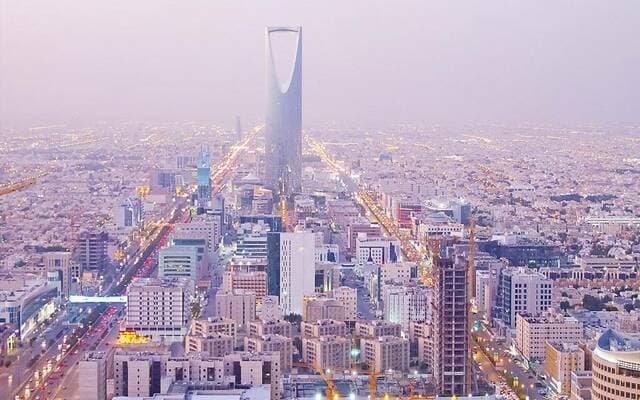 Riyadh Hosts Ministerial Meetings and Oil Conference