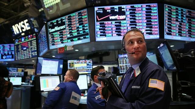 Wall Street Gains Amid Lower Bonds and Oil