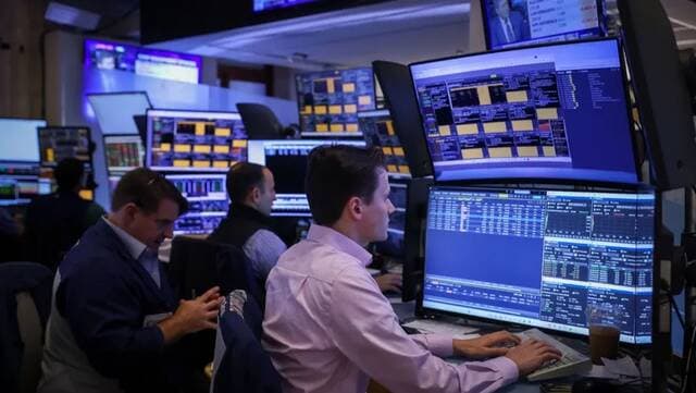 U.S. Bond Yields Drop After Fed Rate Increase
