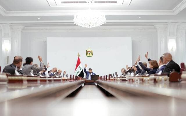العراق يخطط لإنشاء أنبوب نفط في سوريا