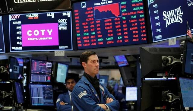 بلومبرج: تباطؤ تطوير الذكاء الاصطناعي يضغط على الأسهم