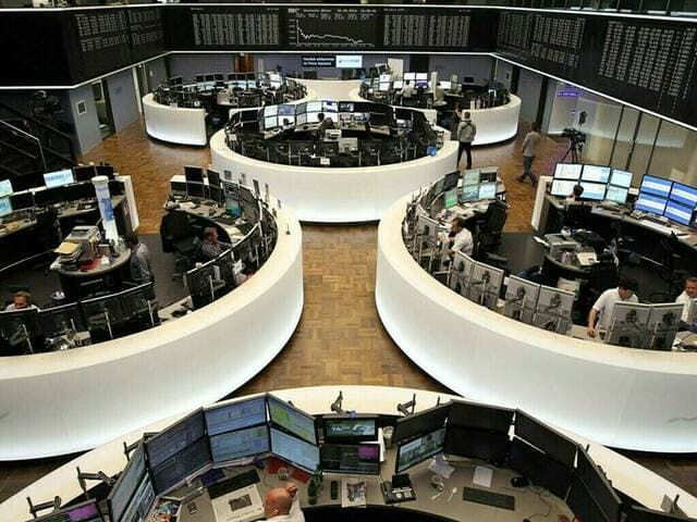 European markets fall amid oil price increase