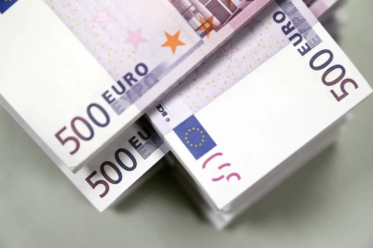 تراجع سندات اليورو مع تطورات الفائدة