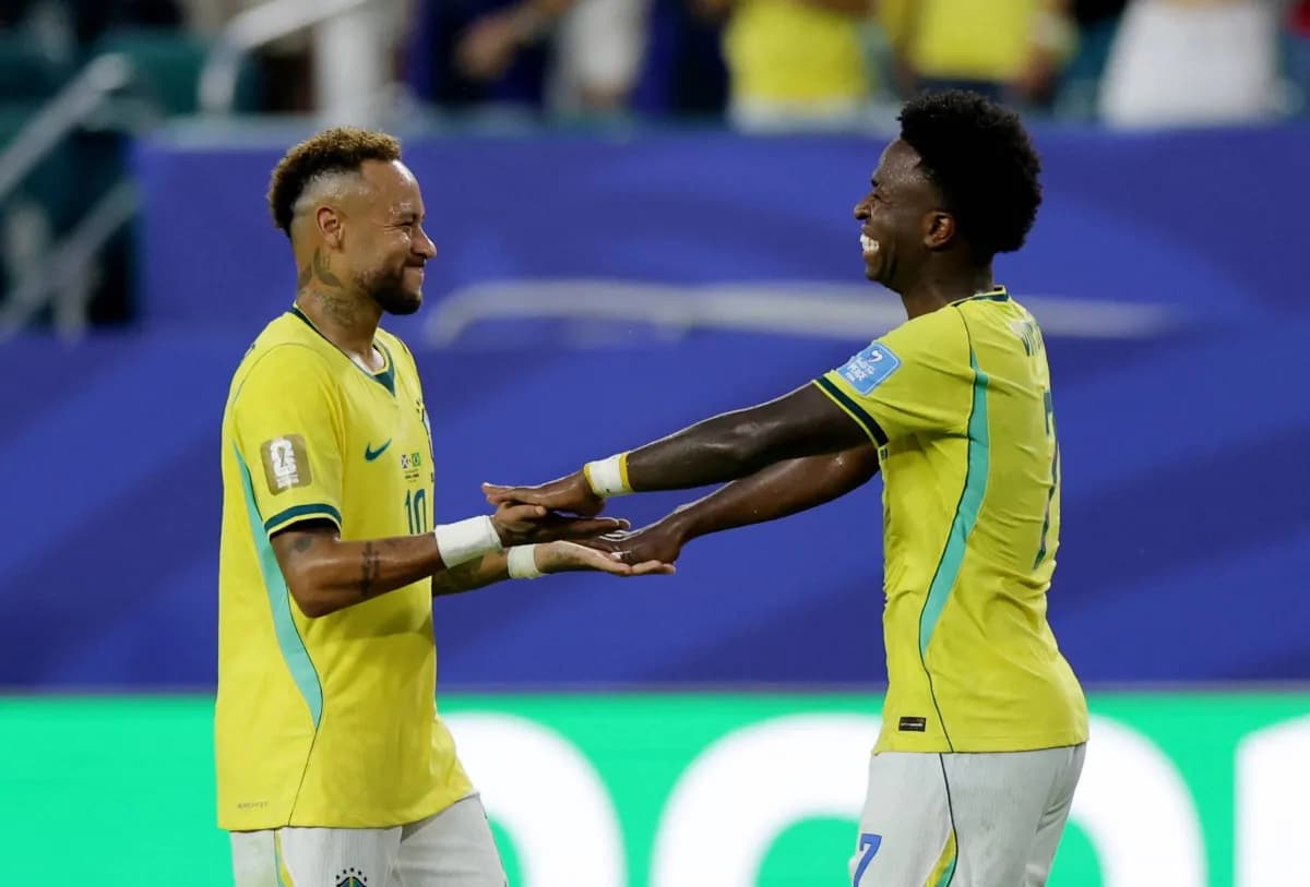 نيمار يعود للمنتخب بعد تألق فينيسيوس