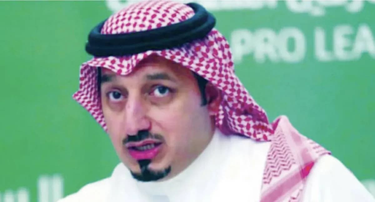 المسحل يتقدم باستقالته من رئاسة الاتحاد السعودي لكرة القدم