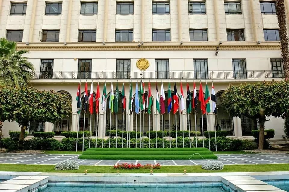 الجامعة العربية تدين الاعتداءات الإيرانية وتحذر من مواجهة مفتوحة