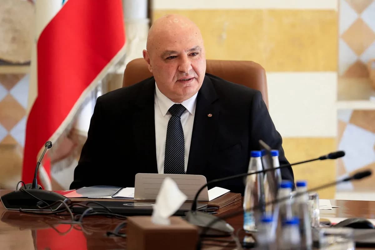 Robeio Commends Lebanese Leader on Hezbollah Disarmament