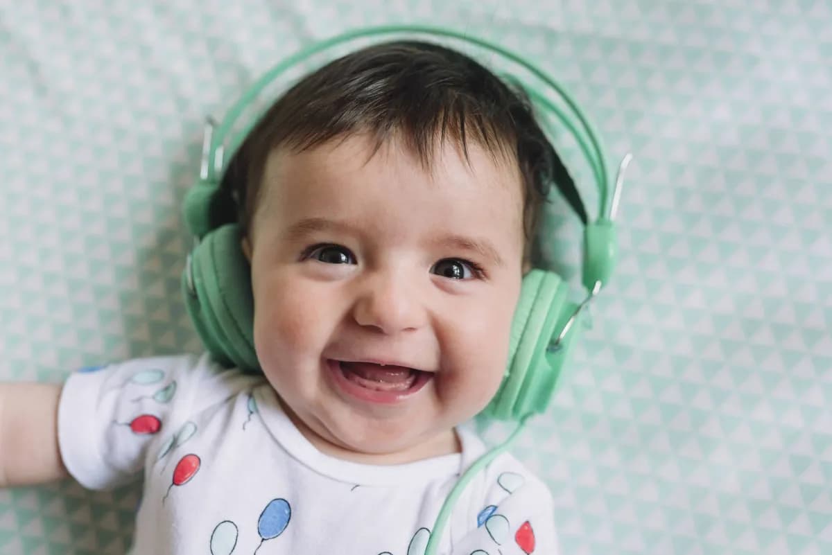Child's motor response to music starts in first year