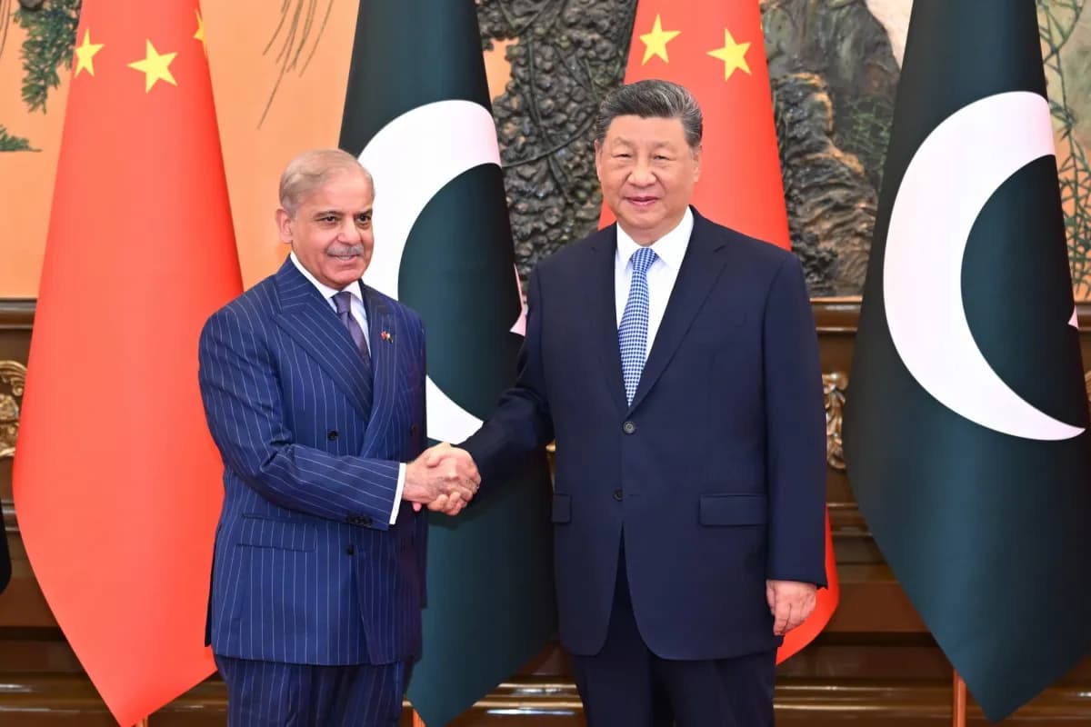 Pakistan and China Seek War Mediation