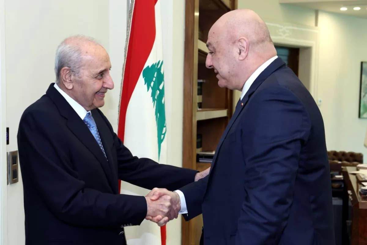 الرئيس اللبناني يدعو للدبلوماسية