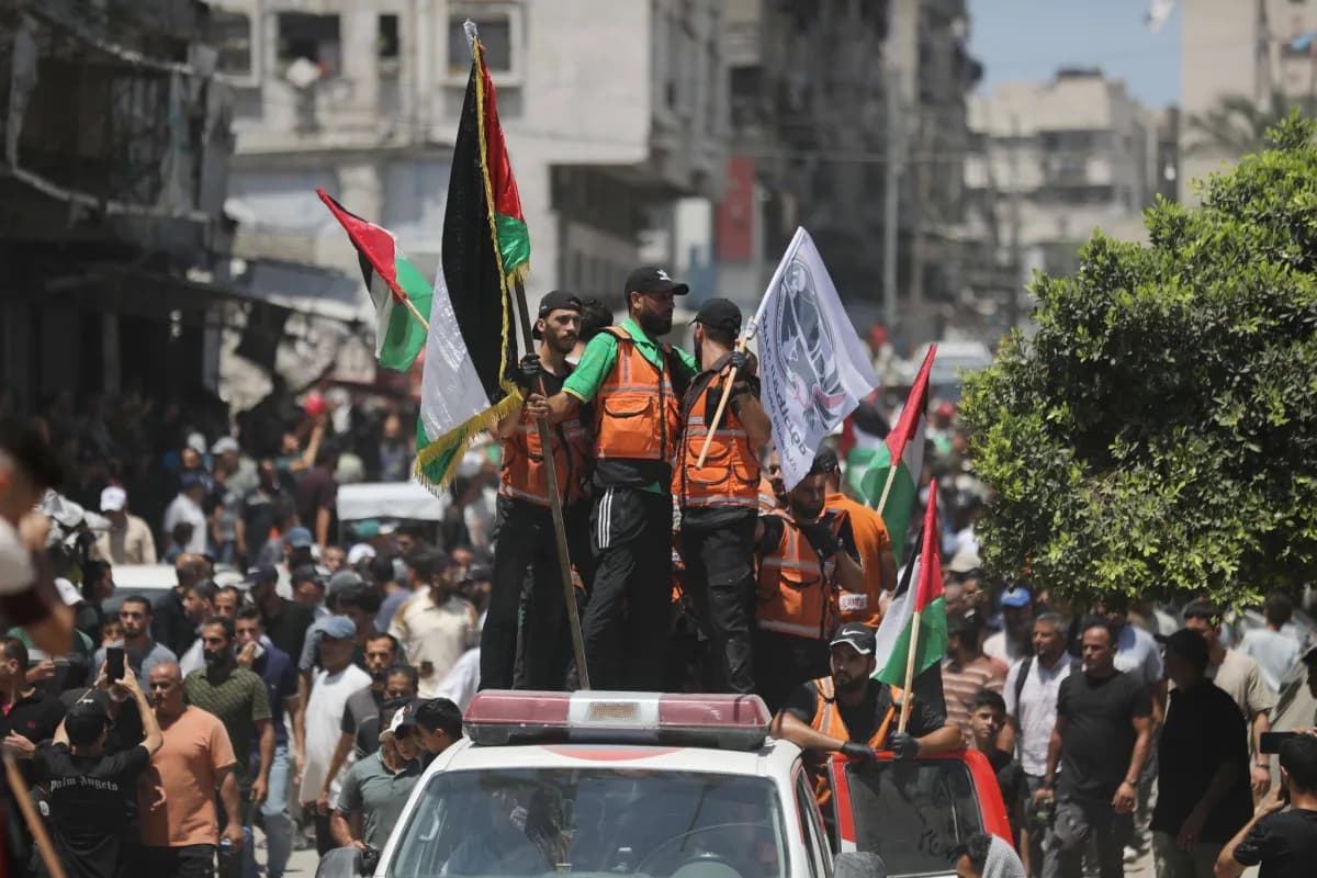 Hamas and Maladinov message exchange details