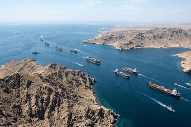 هل ستُعاد فتح مضيق هرمز غدًا