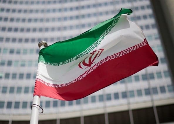 Iran vows firm opposition to U.S. sanctions