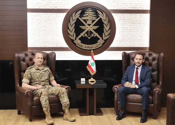 Army Commander to Attend Paris Conference