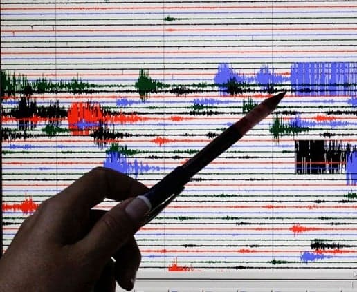 Earthquake hits northwest China with 5.9 magnitude