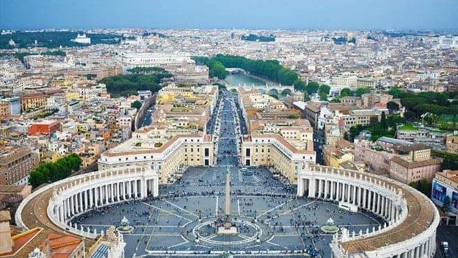 Vatican: Pope urges Putin to stop Ukraine fire