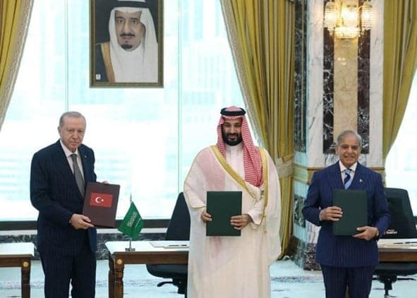 Iranian-American Ties and the Mecca Agreement