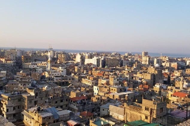 عربية تتوسط لإنقاذ شعبية حليف في طرابلس