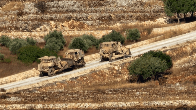 Military vehicle removal at Wadi Al-Salouqi