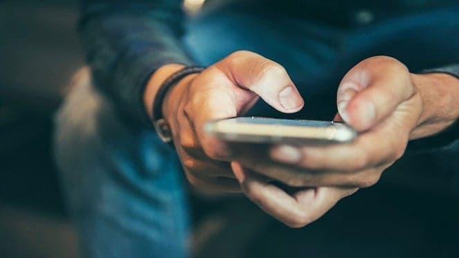 تخصيص اهتزازات الهاتف للتنبيه