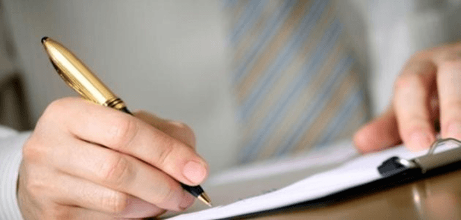 تدقيق يحدد جدل المقالة