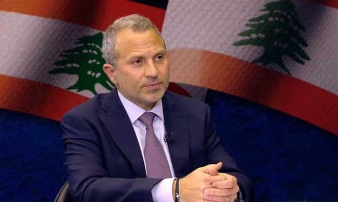 باسيل بعد توقيع عون على العفو يشكك