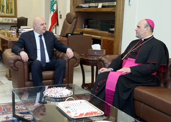 Papal Envoy to Aoun Highlights Pope's Interest in Lebanon