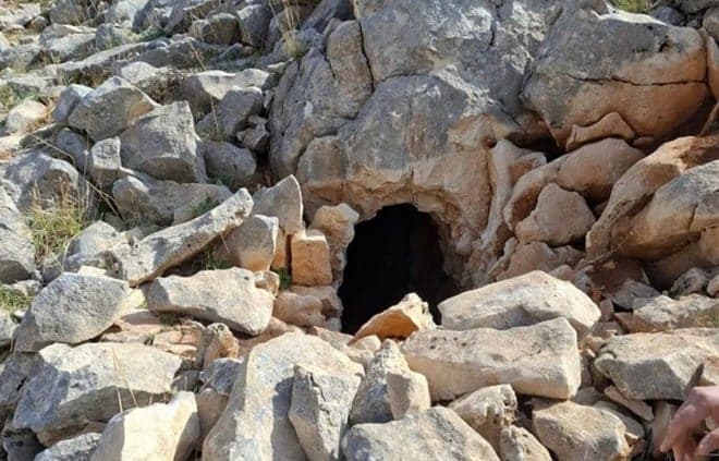Lebanese Army Finds Tunnel in Al-Aqoura