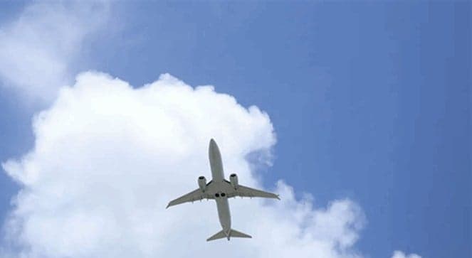 وفاة على متن طائرة خلال الرحلة