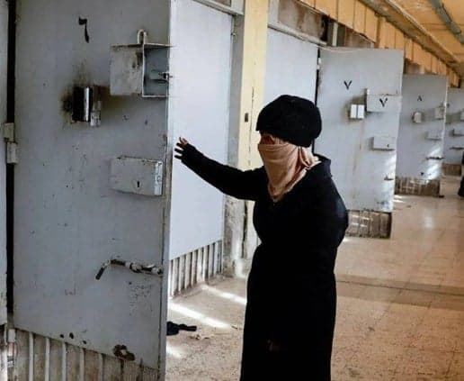 محكمة أميركية تسجن مسؤول سجن عدرا لمدة 60 عاما