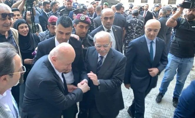 تحضيرات المسرح قبل وصول سلام للنبطية