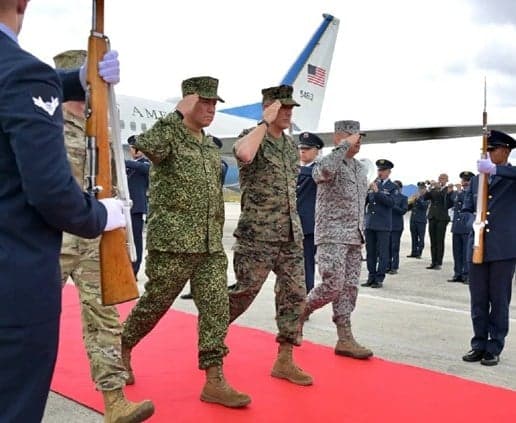 US general visits Colombia on drug fight
