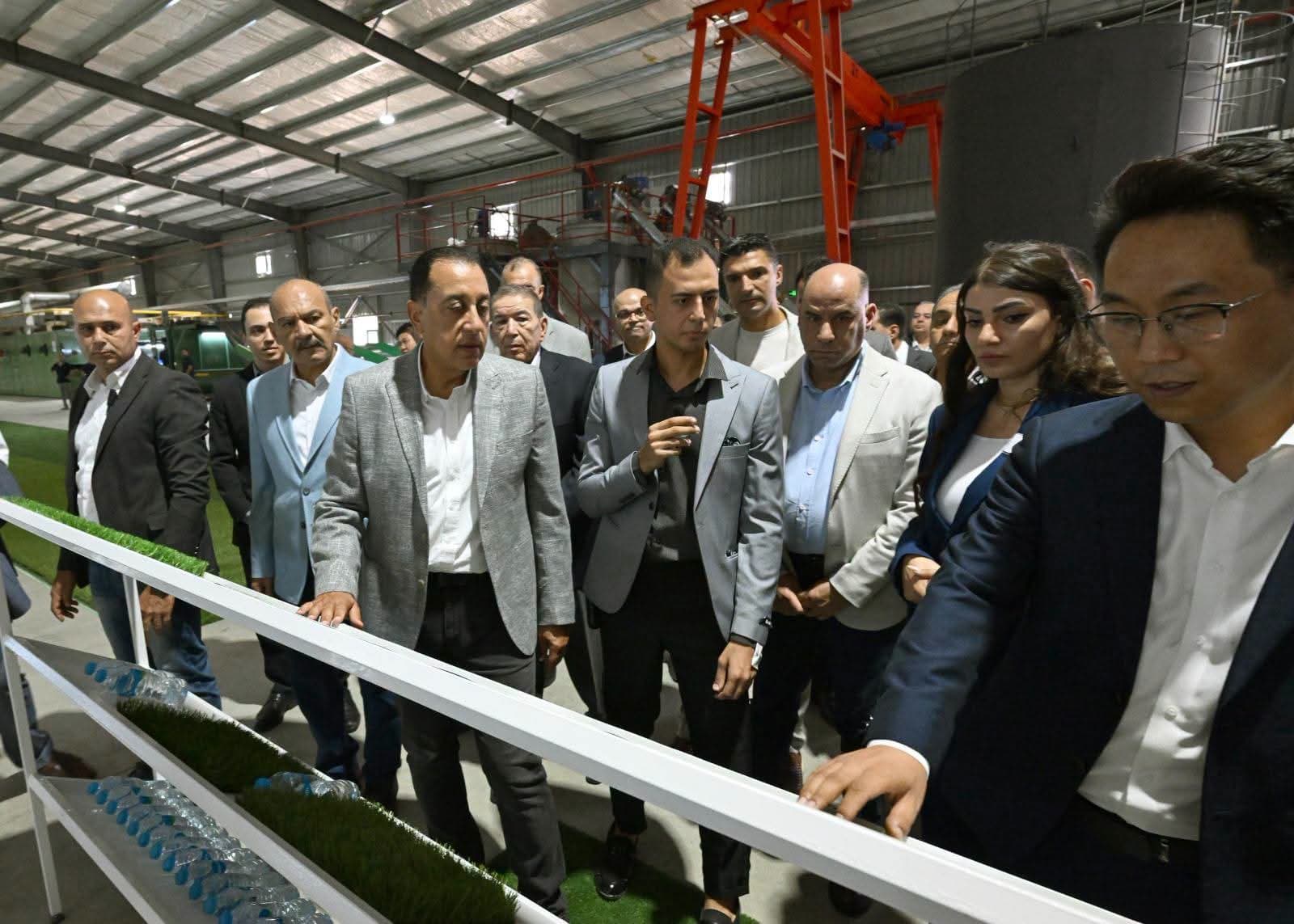 رئيس الوزراء يفتتح مصنع فيفا ترف بالسويس