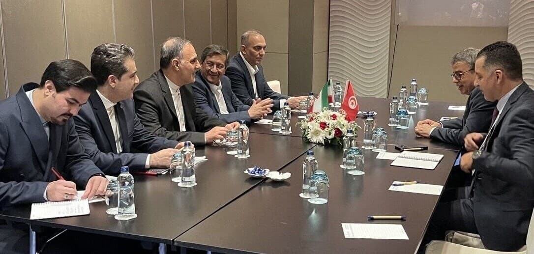 المركزي التونسي والإيراني يناقشان تعزيز التعاون المصرفي